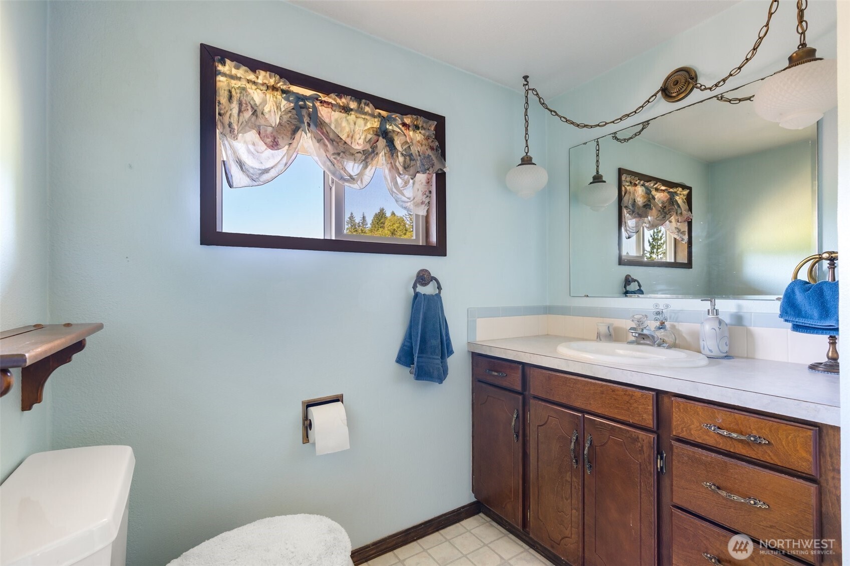 Chehalis, Washington, 98532, United States, 3 Bedrooms Bedrooms, ,1 BathroomBathrooms,Residential,For Sale,1851849
