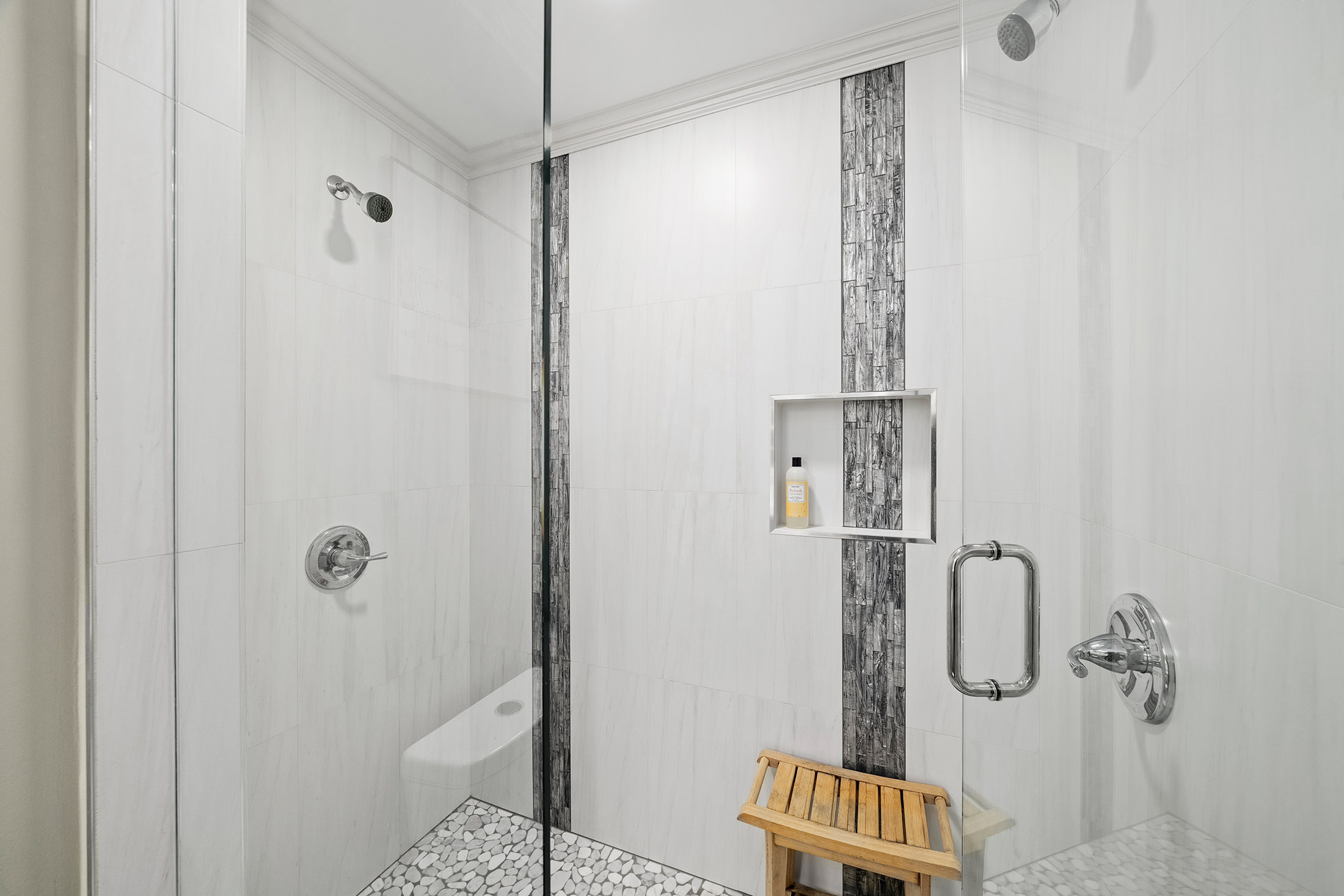  Beautifully Renovated Split-Level Ranch in Smoke Rise - 物件實景
