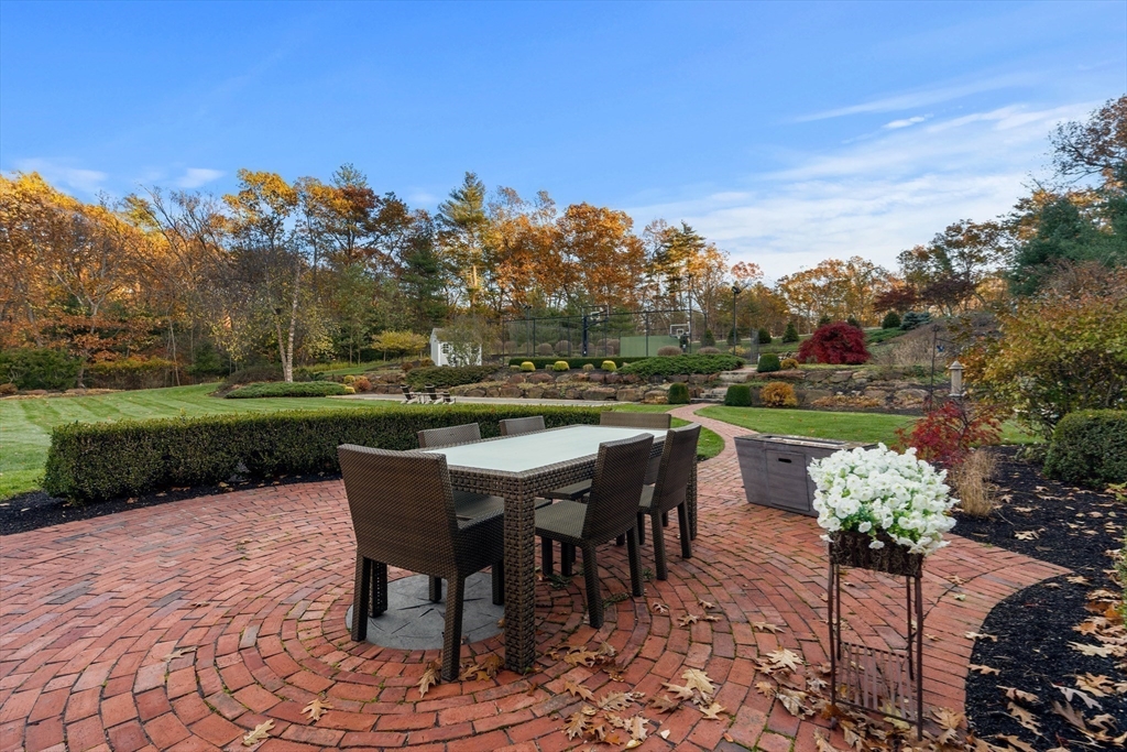 Boxford, Massachusetts, 01921, United States, 5 Bedrooms Bedrooms, ,7 BathroomsBathrooms,Residential,For Sale,1987688