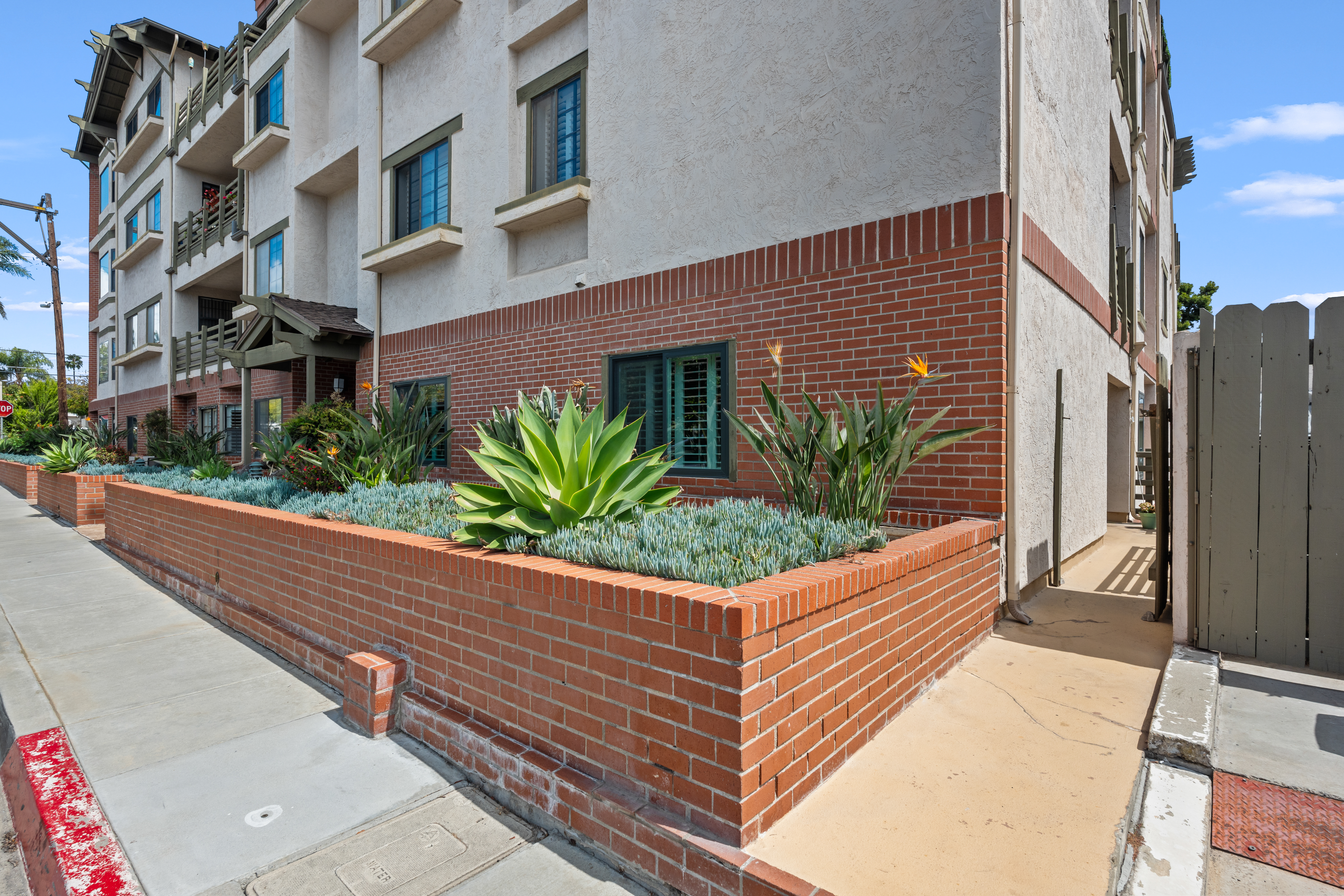  909 Sutter Street, San Diego, CA 92103 - 物件實景