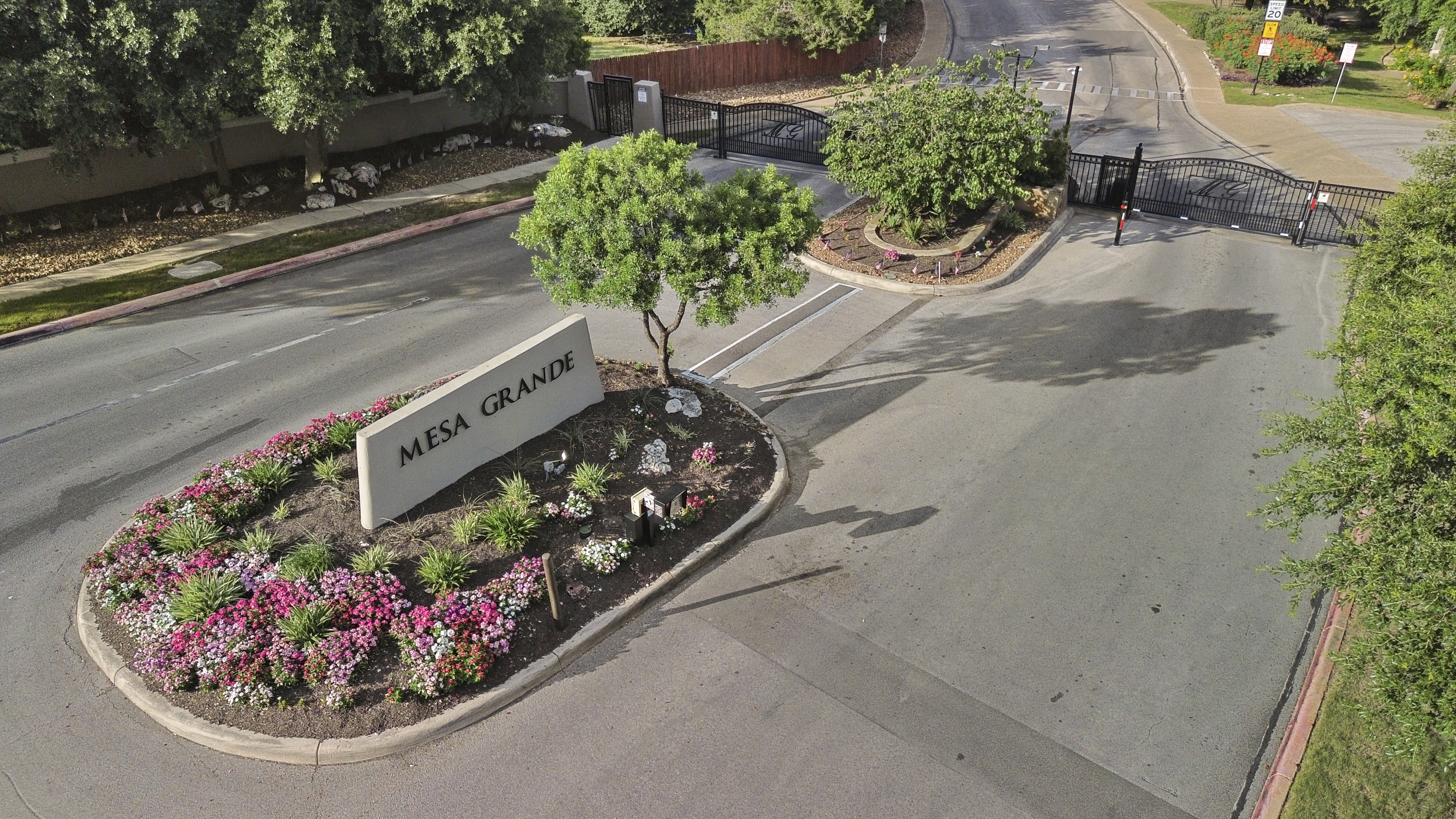  Energy Efficient Stone Oak Living in Gated Mesa Grande - 物件實景