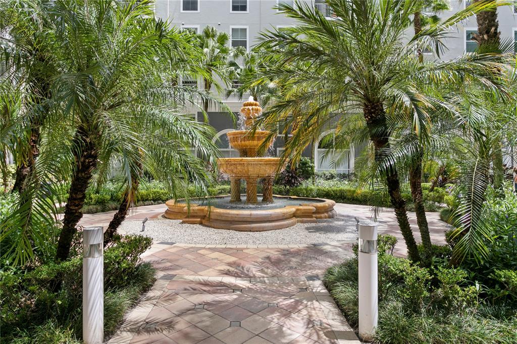 Tampa, Florida, 33602, United States, 2 Bedrooms Bedrooms, ,2 BathroomsBathrooms,Residential,For Sale,2002253