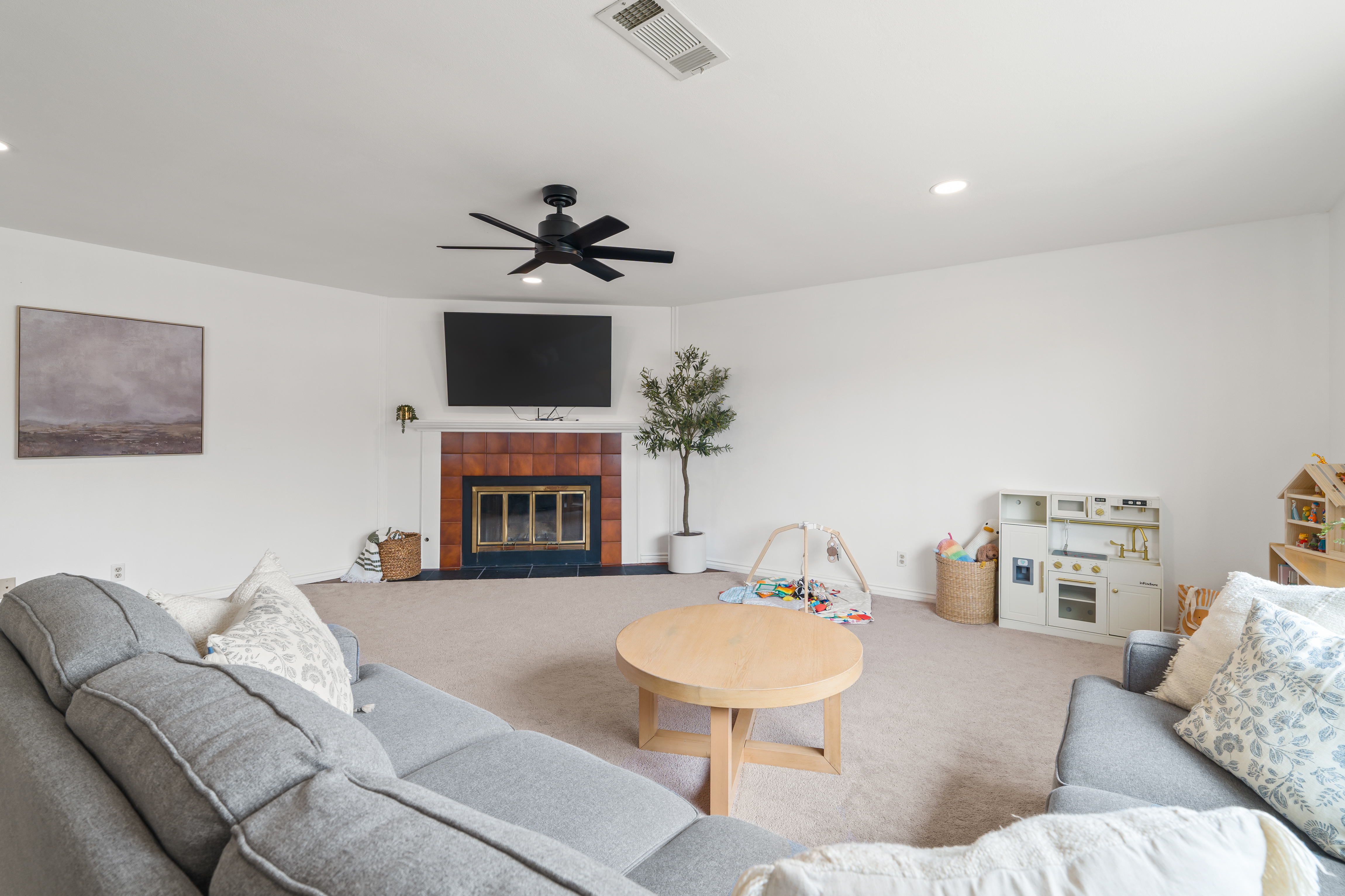  171 Lang Street, Ventura, CA 93003 - 物件實景