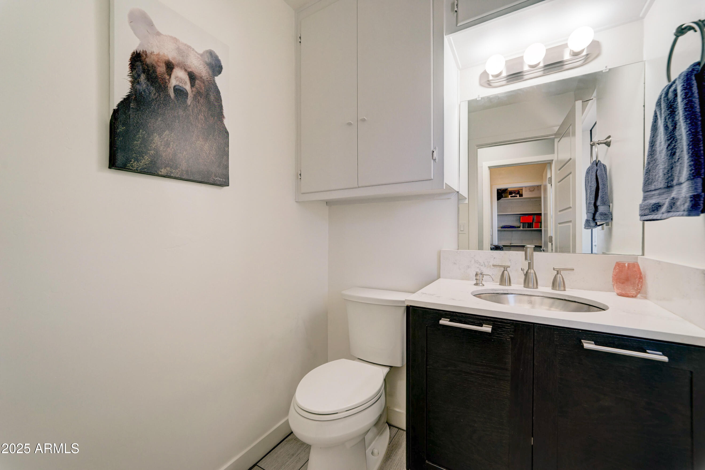 Phoenix, Arizona, 85028, United States, 4 Bedrooms Bedrooms, ,3 BathroomsBathrooms,Residential,For Sale,1989042