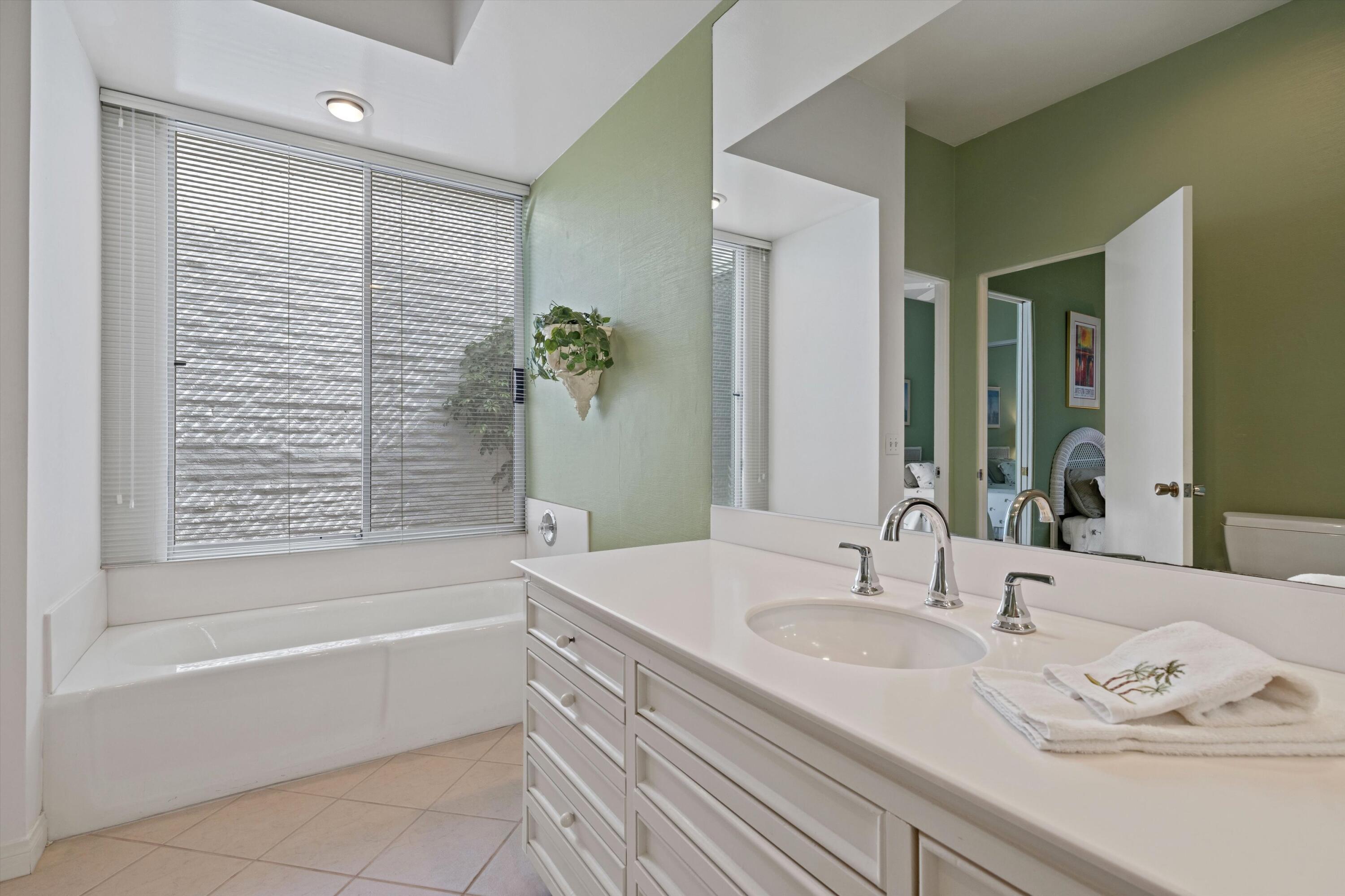 Palm Desert, California, 92260, United States, 4 Bedrooms Bedrooms, ,2 BathroomsBathrooms,Residential,For Sale,1766420