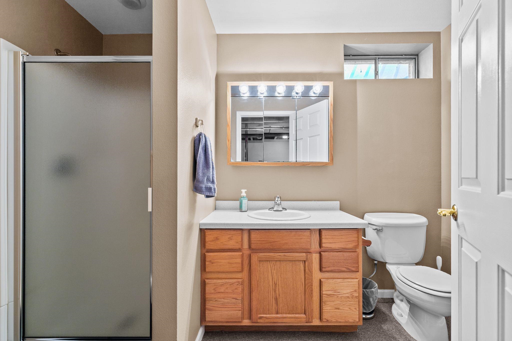 Winneconne, Wisconsin, 54986, United States, 3 Bedrooms Bedrooms, ,4 BathroomsBathrooms,Residential,For Sale,1944874