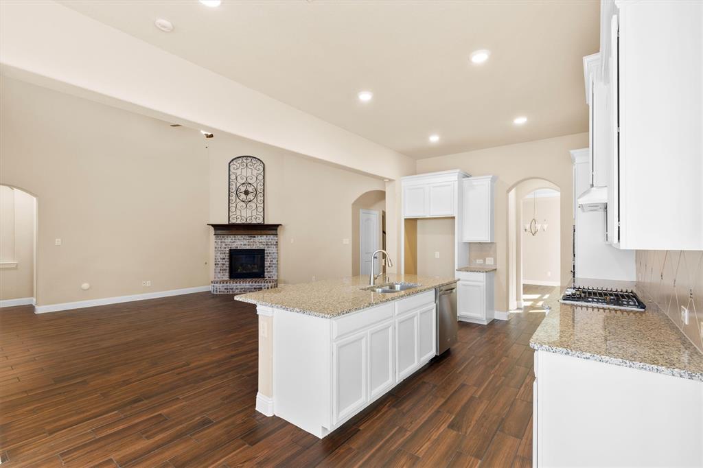 Wylie, Texas, 75098, United States, 5 Bedrooms Bedrooms, ,4 BathroomsBathrooms,Residential,For Sale,1950994