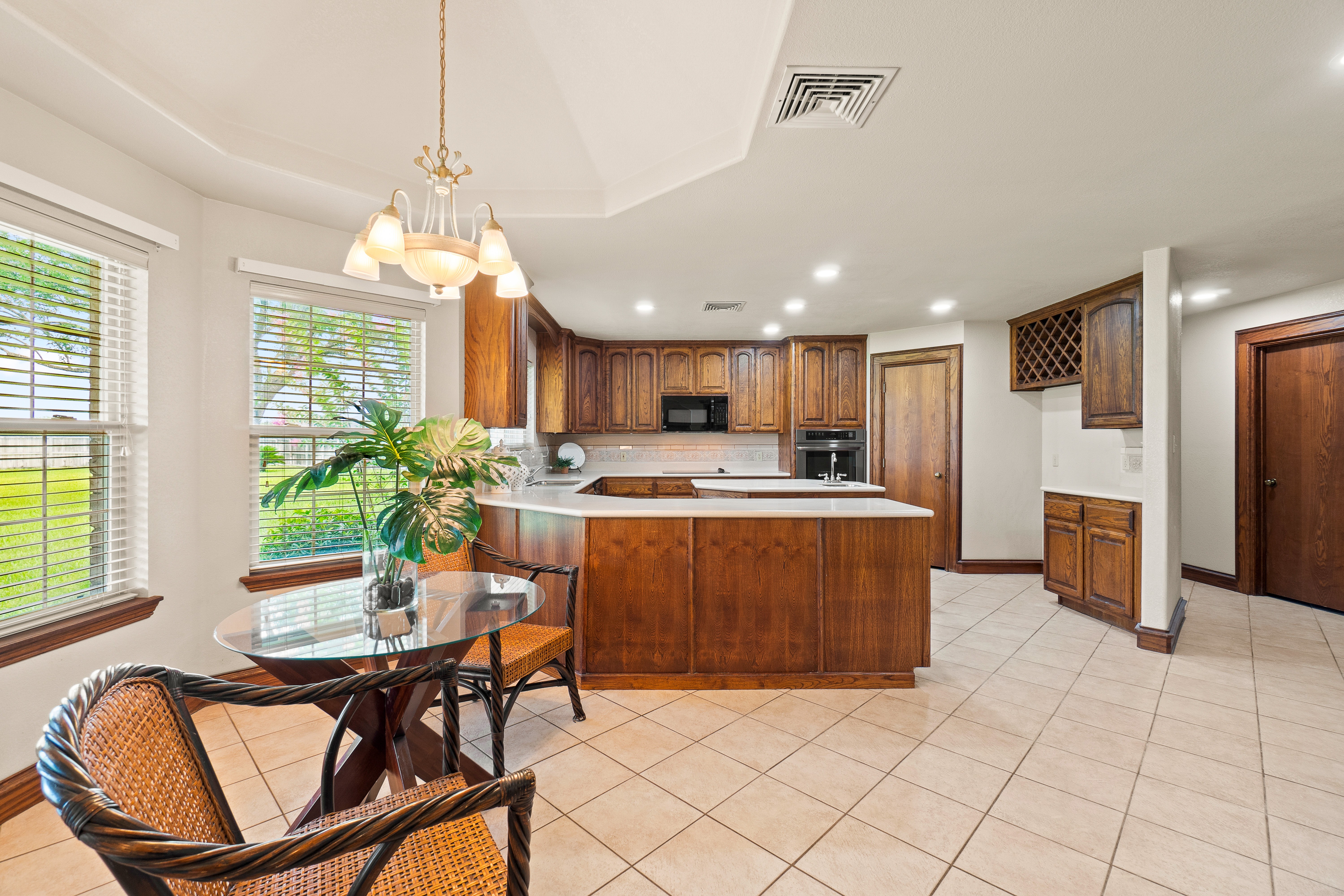 Harlingen, Texas, 78552, United States, 4 Bedrooms Bedrooms, ,3 BathroomsBathrooms,Residential,For Sale,1867020