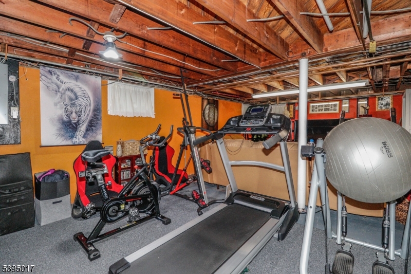 Rahway City, New Jersey, 07065, United States, 4 Bedrooms Bedrooms, ,2 BathroomsBathrooms,Residential,For Sale,1986510