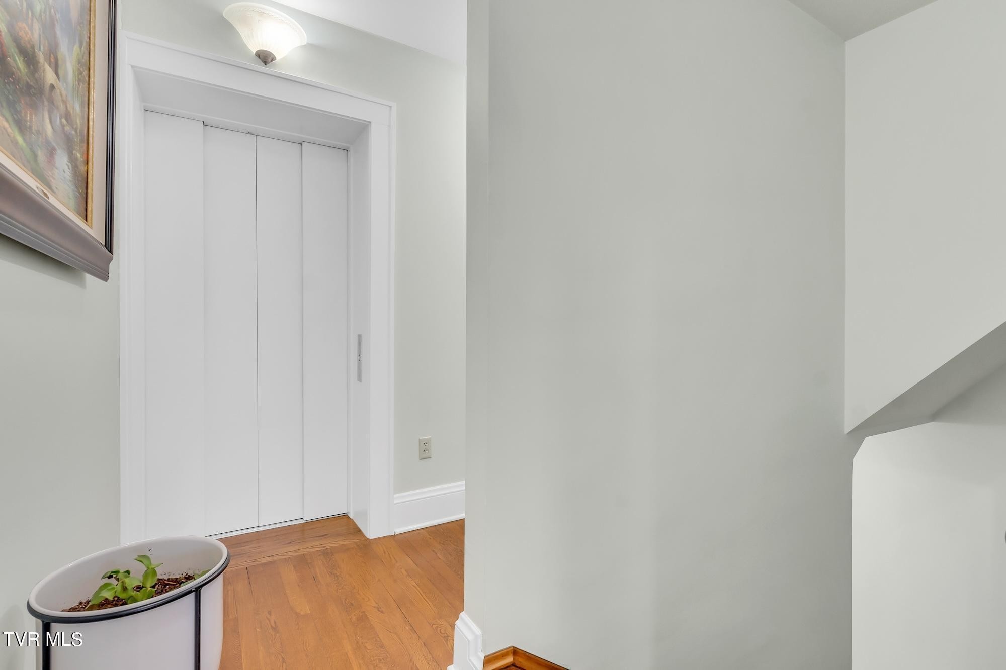 Big Stone Gap, Virginia, 24219, United States, 4 Bedrooms Bedrooms, ,3 BathroomsBathrooms,Residential,For Sale,1984528