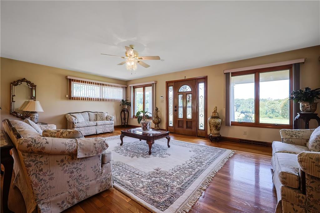 Attleboro, Rhode Island, 02703, United States, 3 Bedrooms Bedrooms, ,3 BathroomsBathrooms,Residential,For Sale,2005152