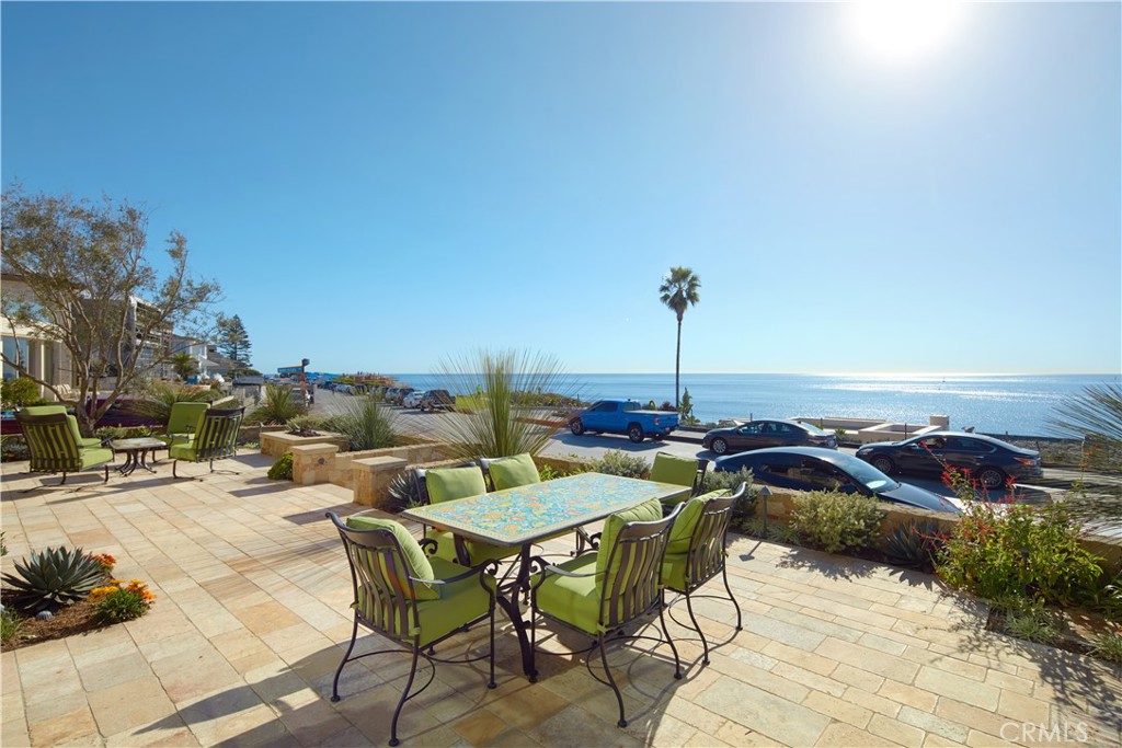 Corona del Mar, California, 92625, United States, 4 Bedrooms Bedrooms, ,3 BathroomsBathrooms,Residential,For Sale,1695491