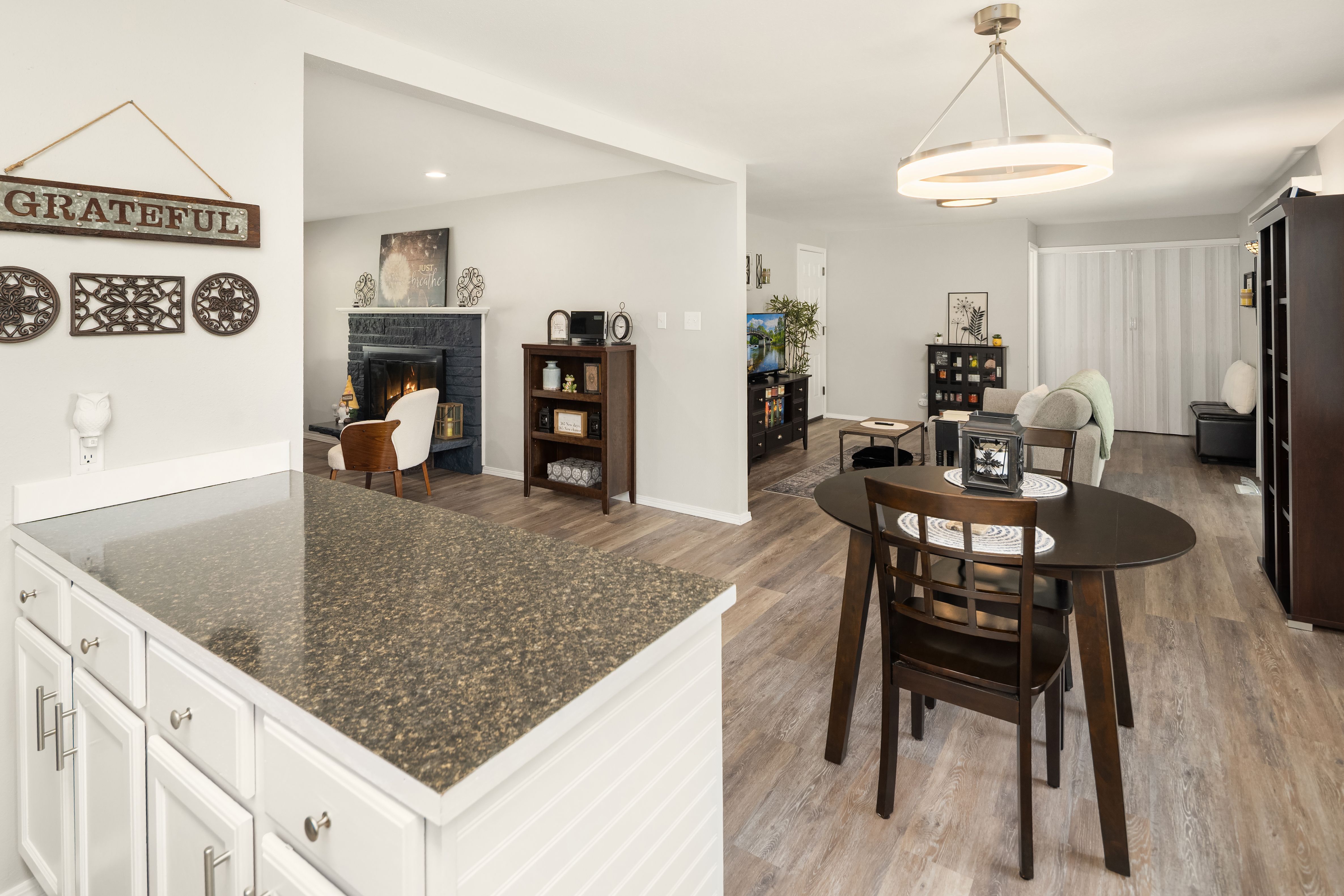  1067 Anacortes Ave NE, Renton, WA 98059 - 物件實景