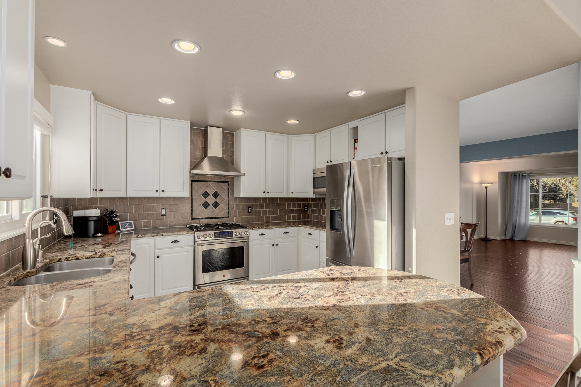 Highlands Ranch, Colorado, 80129, United States, 4 Bedrooms Bedrooms, ,3 BathroomsBathrooms,Residential,For Sale,1987308