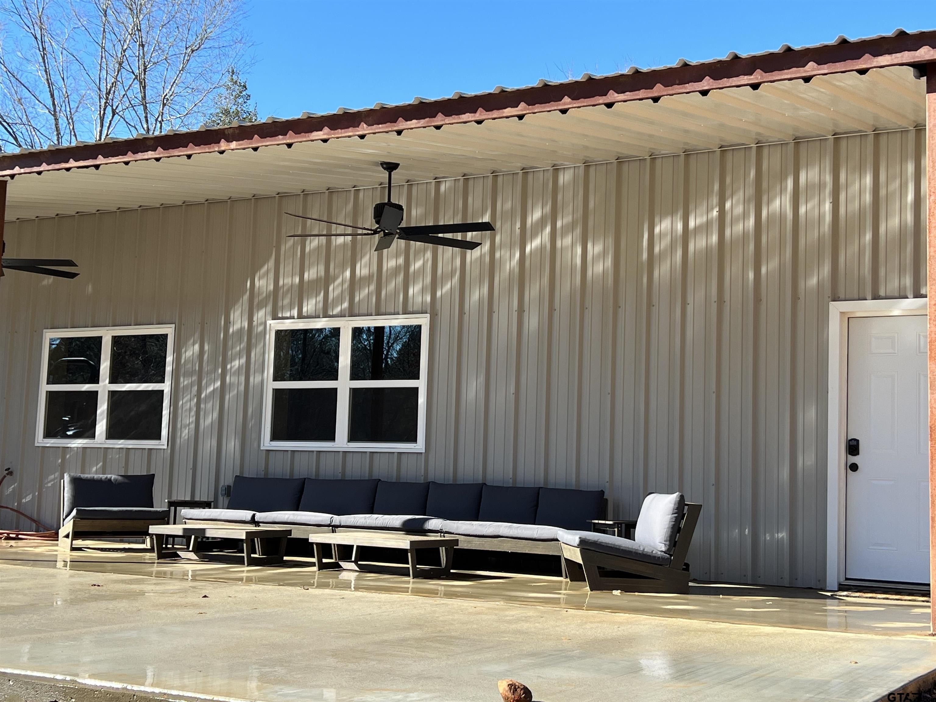 Lone Star, Texas, 75668, United States, 2 Bedrooms Bedrooms, ,1 BathroomBathrooms,Residential,For Sale,1979709