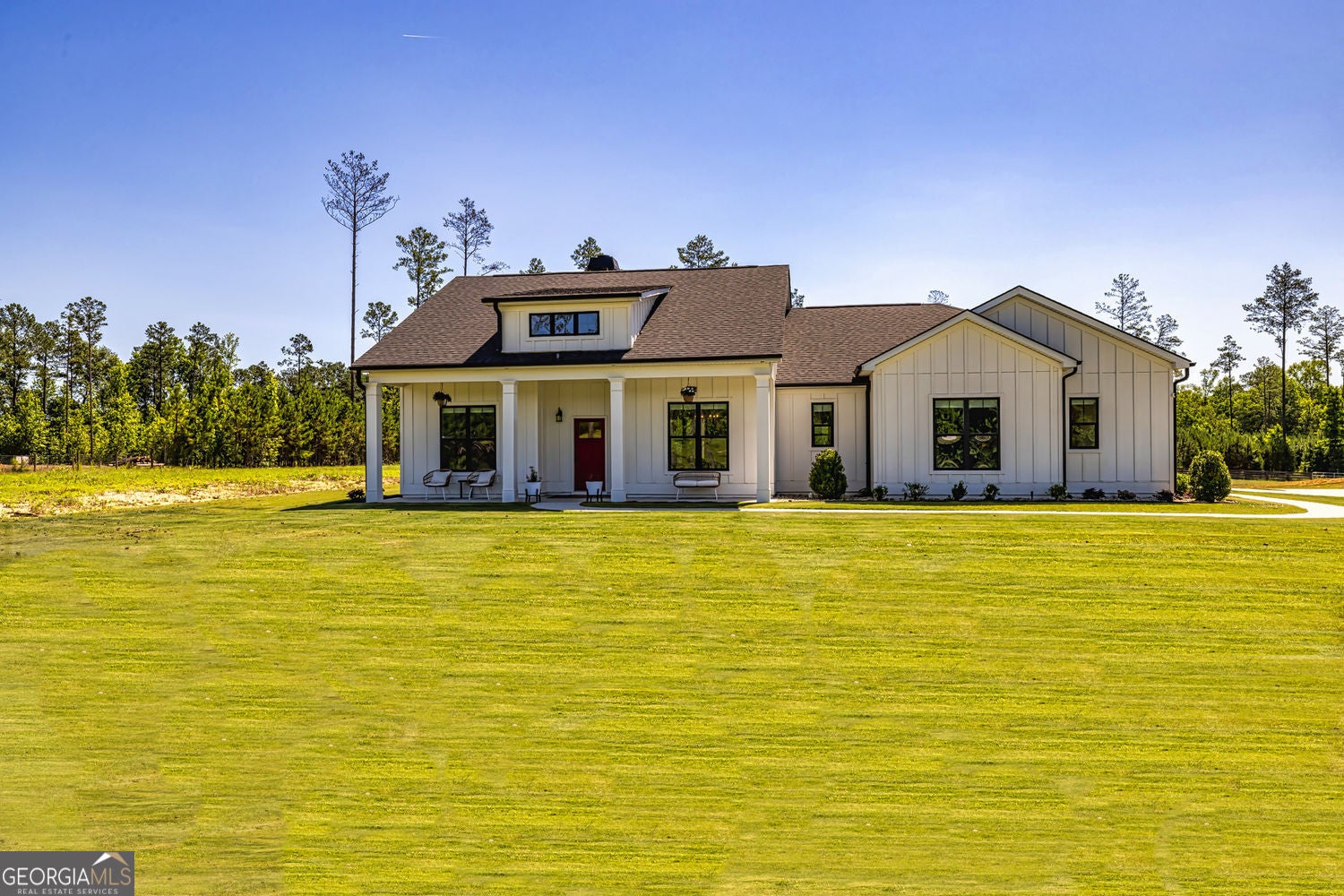 Senoia, Georgia, 30276, United States, 7 Bedrooms Bedrooms, ,6 BathroomsBathrooms,Residential,For Sale,1859097