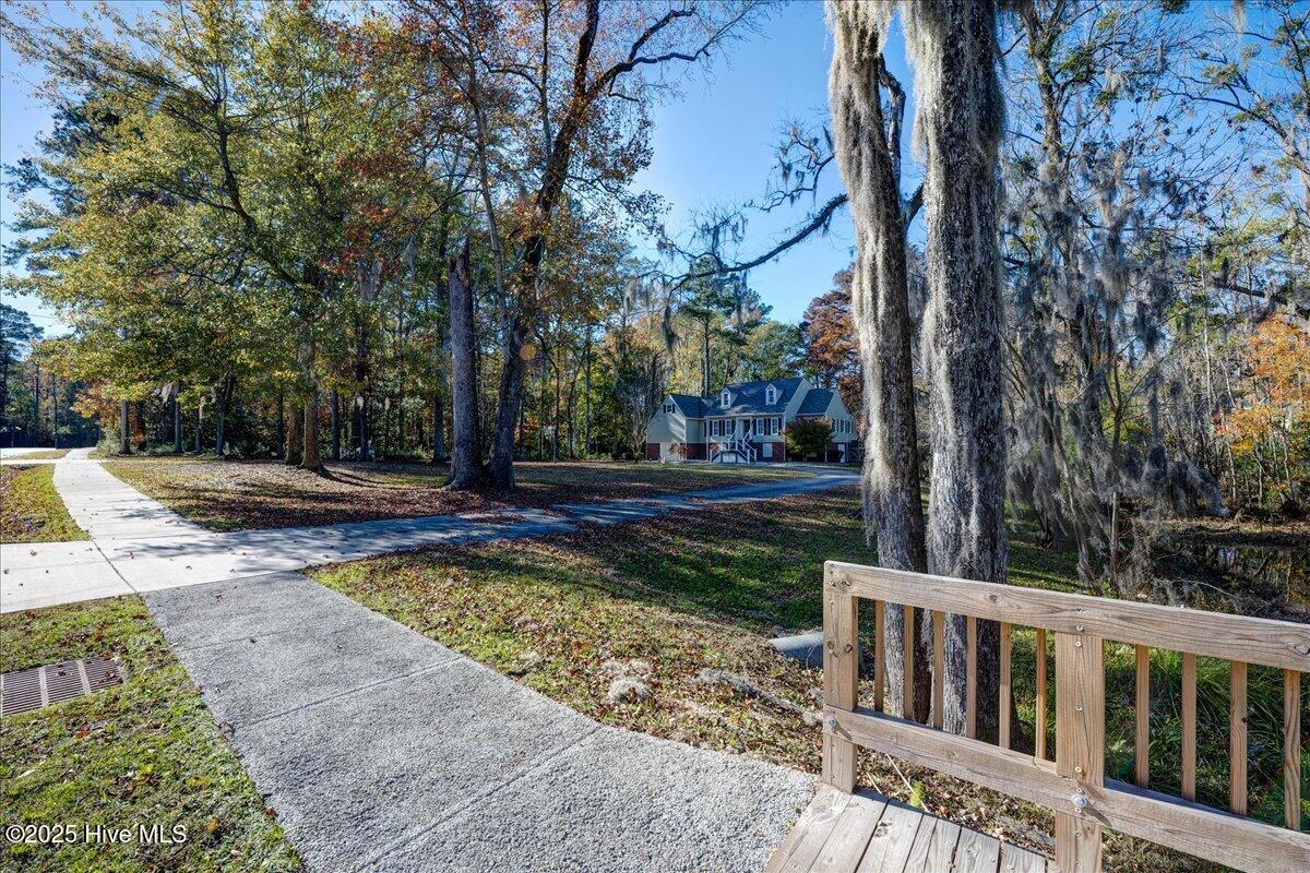 Trent Woods, North Carolina, 28562, United States, 4 Bedrooms Bedrooms, ,3 BathroomsBathrooms,Residential,For Sale,1997785
