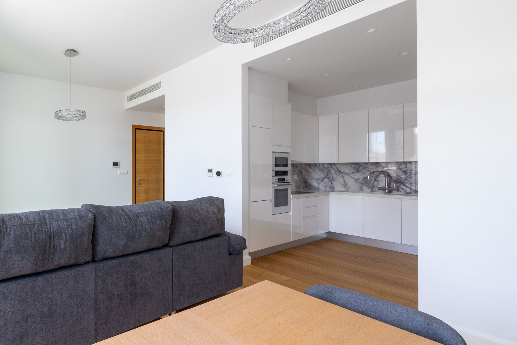  Sea-View Penthouse with Private Roof Garden in Tombs of the Kings, Pafos - 物件實景