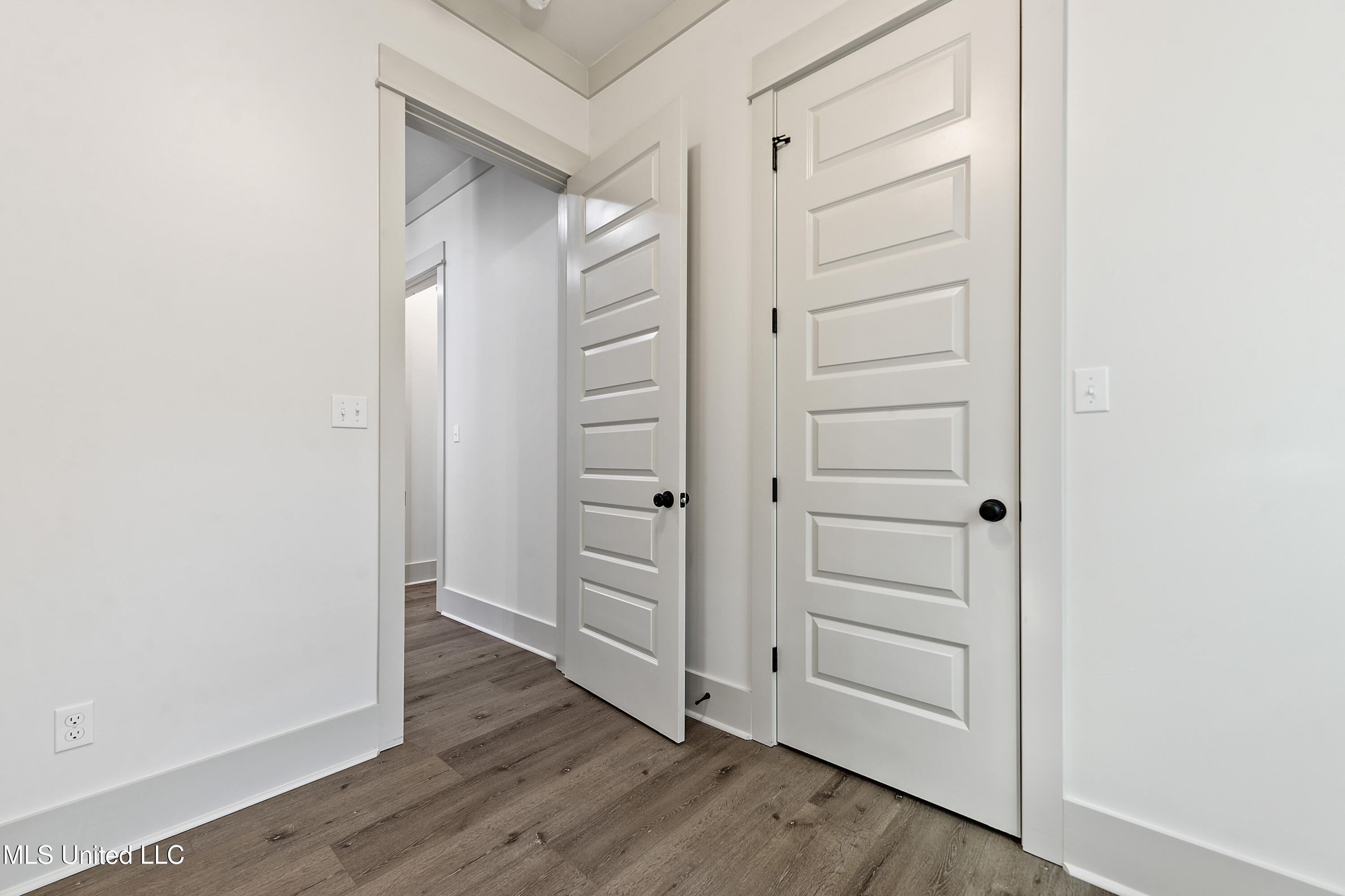 Pass Christian, Mississippi, 39571, United States, 4 Bedrooms Bedrooms, ,3 BathroomsBathrooms,Residential,For Sale,1966629