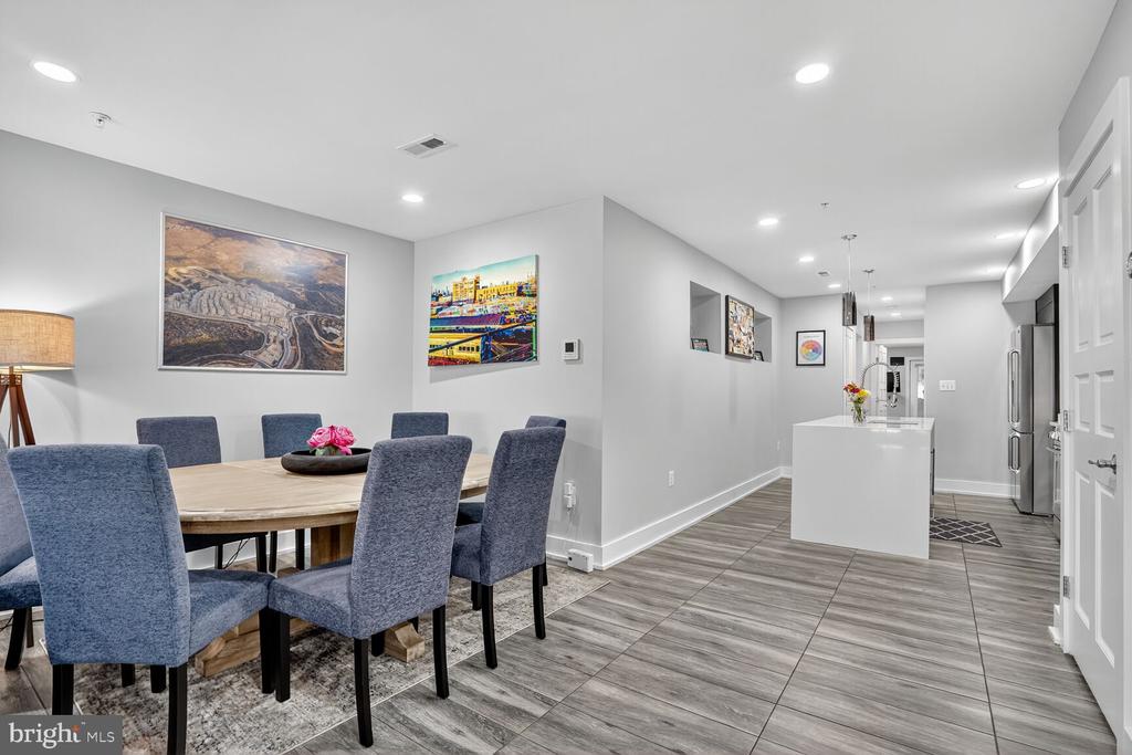 Washington, District of Columbia, 20010, United States, 2 Bedrooms Bedrooms, ,2 BathroomsBathrooms,Residential,For Sale,1975364