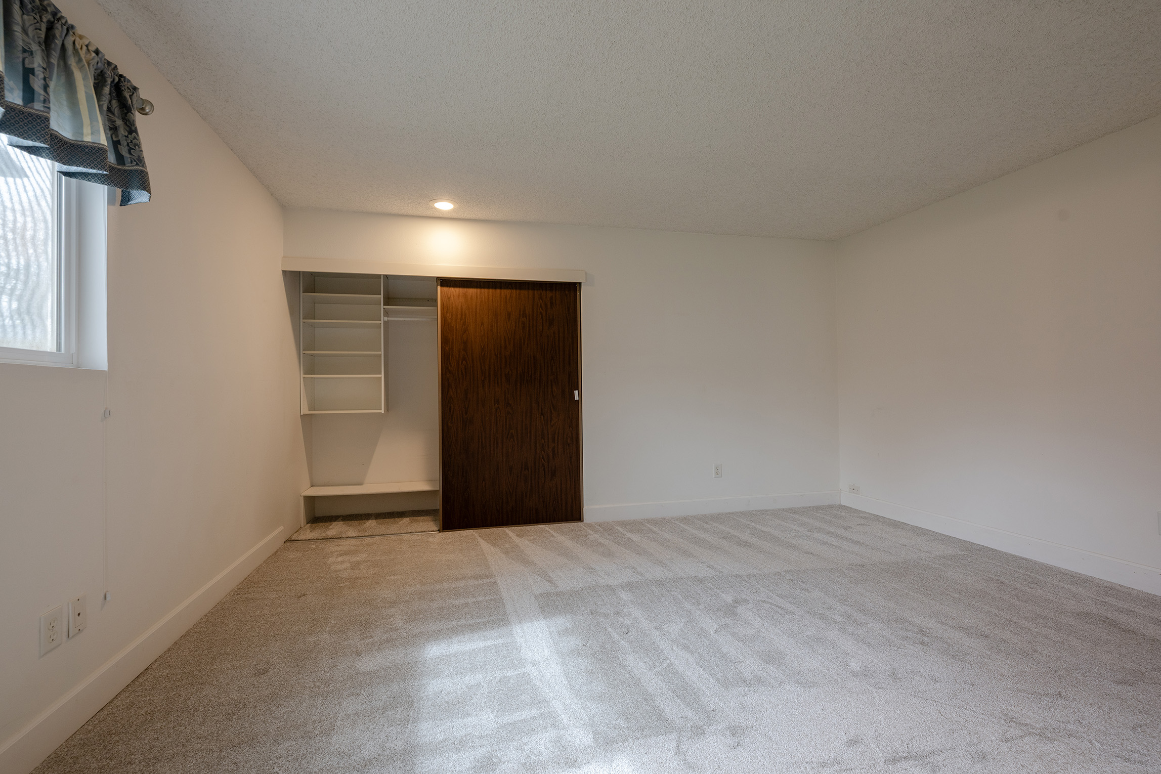  Situated along the Columbia River with breathtaking, one-of-a-kind 180-views - 物件實景