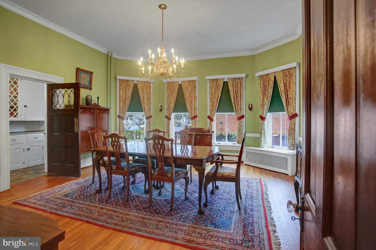 144 W Main Street, Waynesboro, Pennsylvania, 17268, United States, 7 Bedrooms Bedrooms, ,4 BathroomsBathrooms,Residential,For Sale,144 W Main Street,1662574