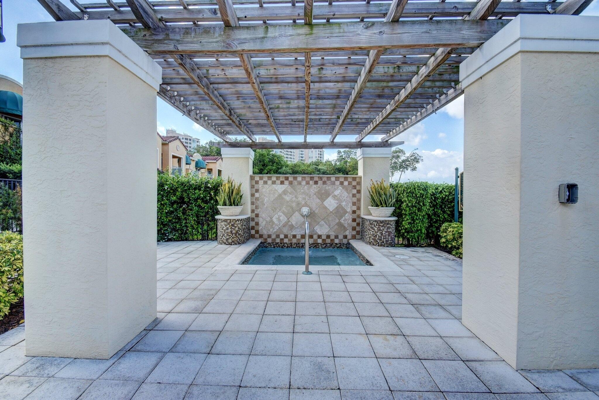 Highland Beach, Florida, 33487, United States, 2 Bedrooms Bedrooms, ,2 BathroomsBathrooms,Residential,For Sale,1921723