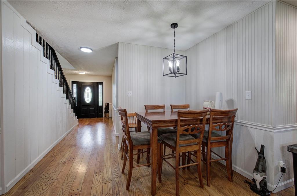 Adairsville, Georgia, 30103, United States, 3 Bedrooms Bedrooms, ,3 BathroomsBathrooms,Residential,For Sale,1848966