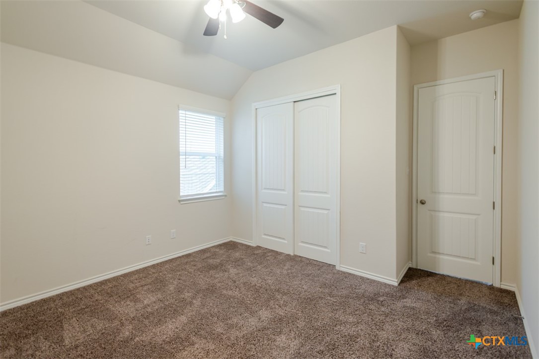 Killeen, Texas, 76542, United States, 5 Bedrooms Bedrooms, ,4 BathroomsBathrooms,Residential,For Sale,1988251