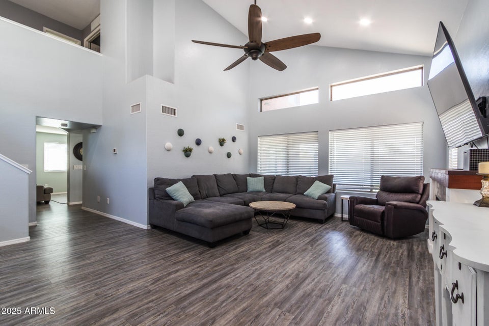 Litchfield Park, Arizona, 85340, United States, 4 Bedrooms Bedrooms, ,2 BathroomsBathrooms,Residential,For Sale,1878994