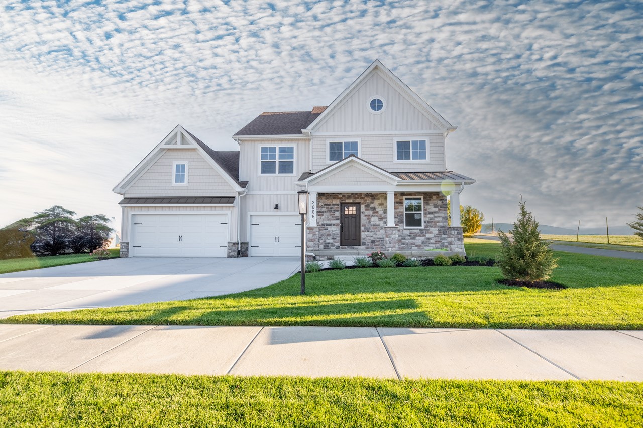 Chesterton, Indiana, 46304, United States, 4 Bedrooms Bedrooms, ,3 BathroomsBathrooms,Residential,For Sale,1982822