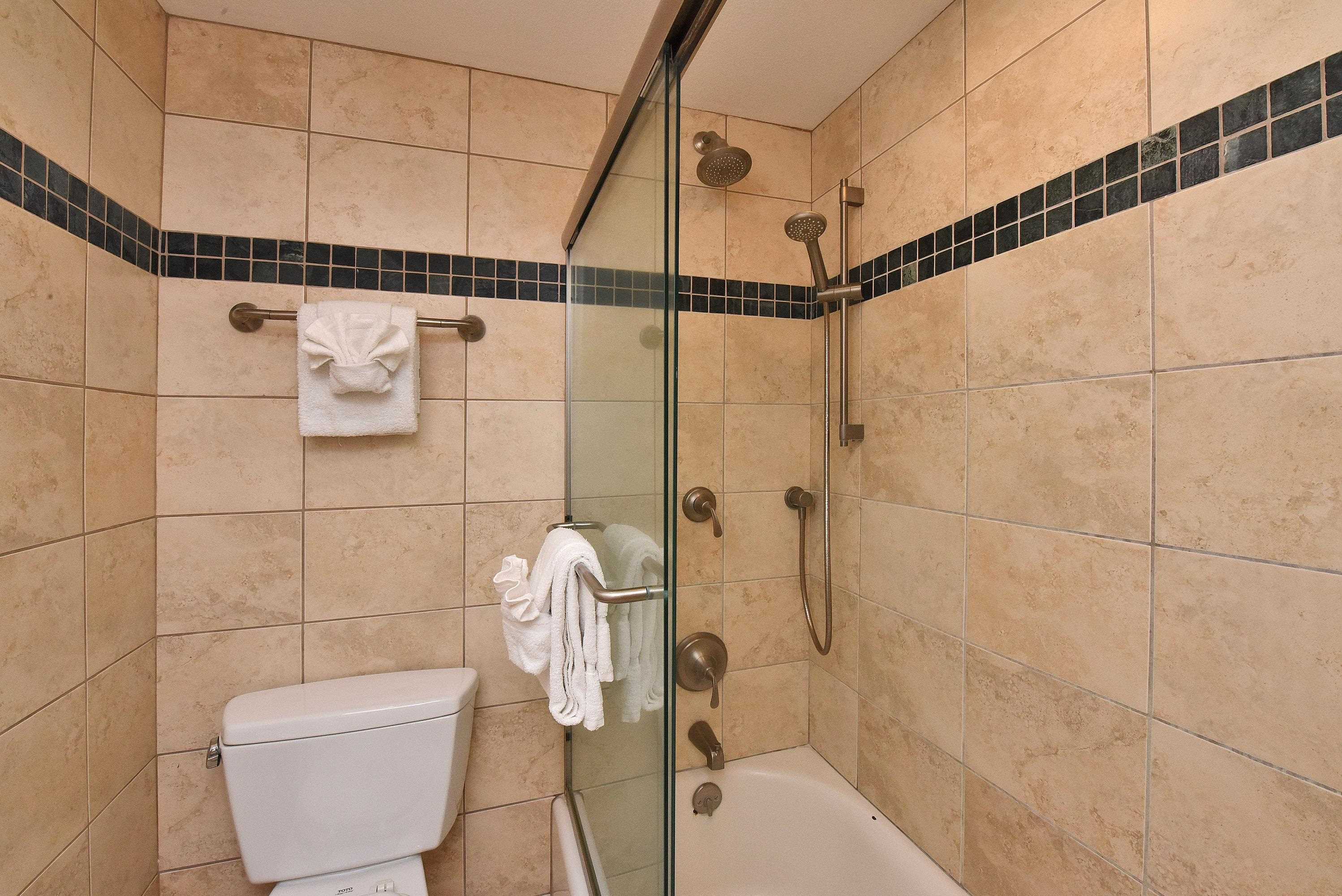 Lahaina, Hawaii, 96761, United States, 2 Bedrooms Bedrooms, ,2 BathroomsBathrooms,Residential,For Sale,1828104