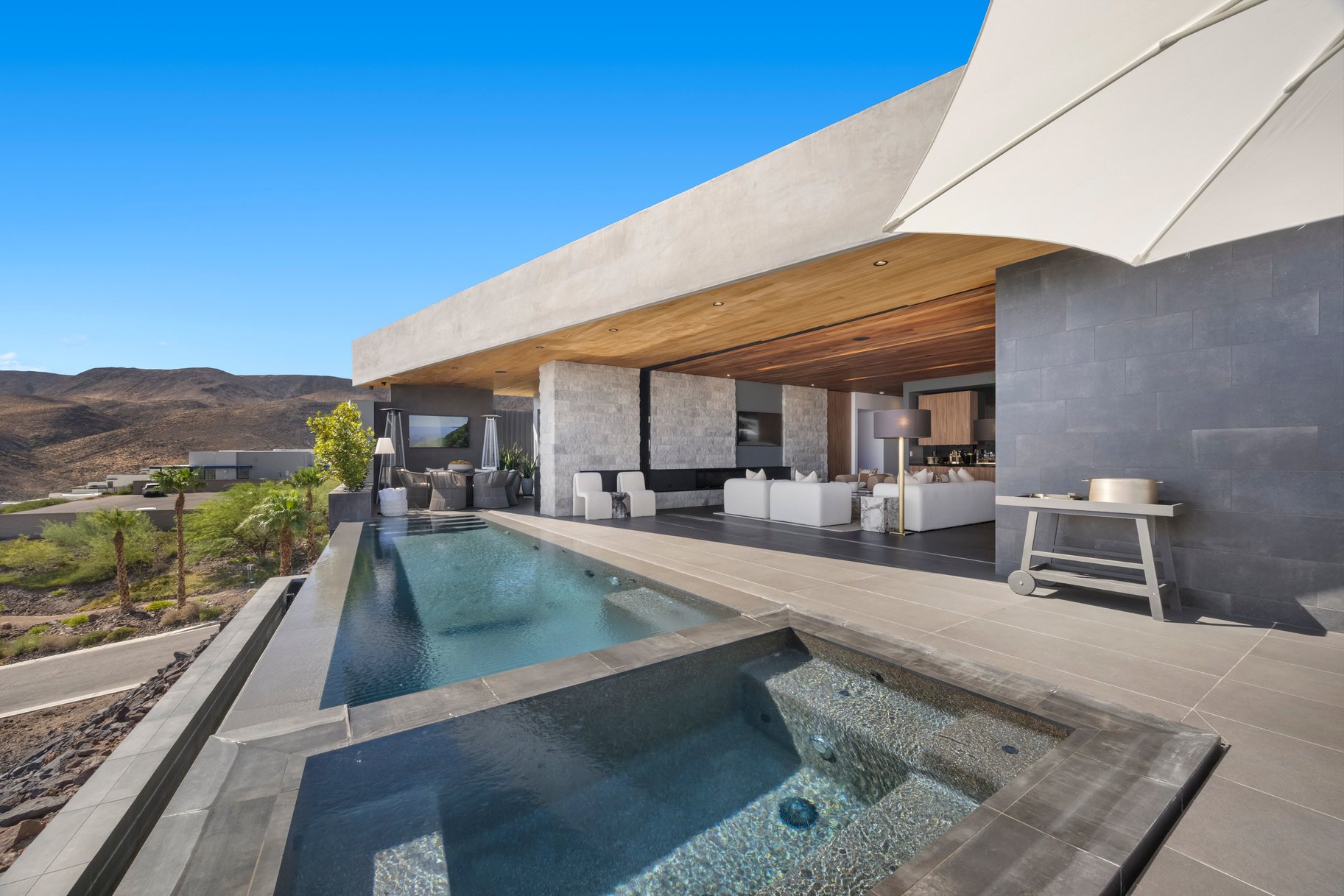  Extraordinary Architectural Masterpiece in Macdonald Highlands - 物件實景