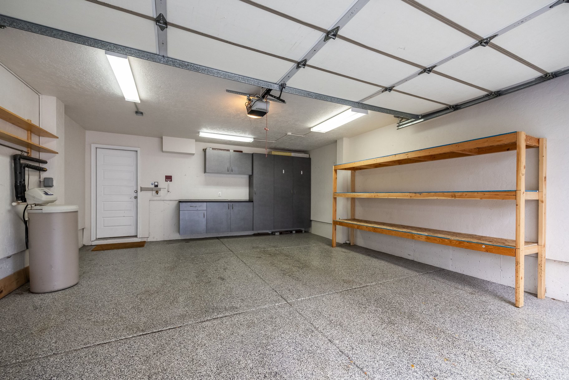  Daybreak Townhome Available - Great Location - 物件實景