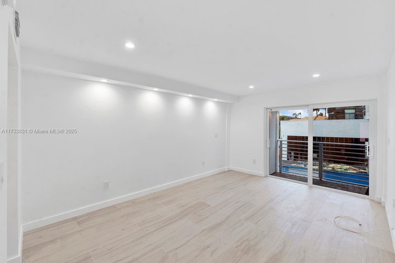 Miami Beach, Florida, 33139, United States, 1 Bedroom Bedrooms, ,1 BathroomBathrooms,Residential,For Sale,1804958