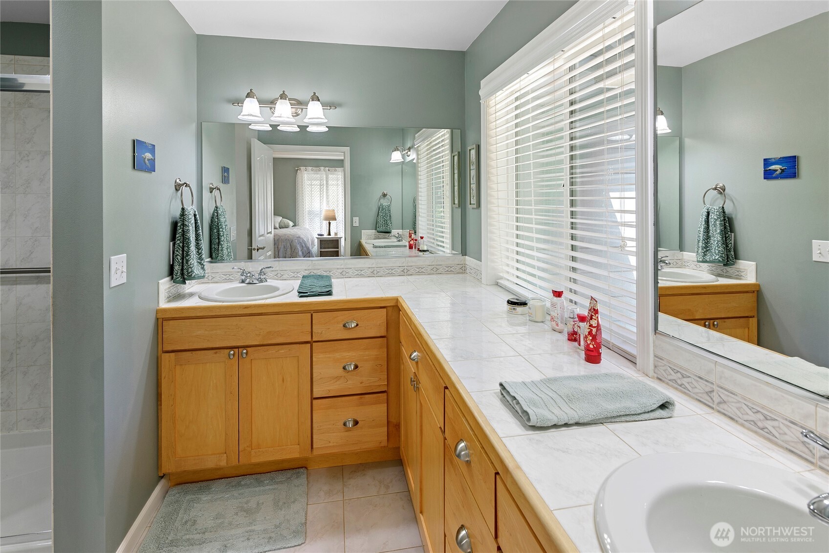Bremerton, Washington, 98311, United States, 3 Bedrooms Bedrooms, ,1 BathroomBathrooms,Residential,For Sale,1848979