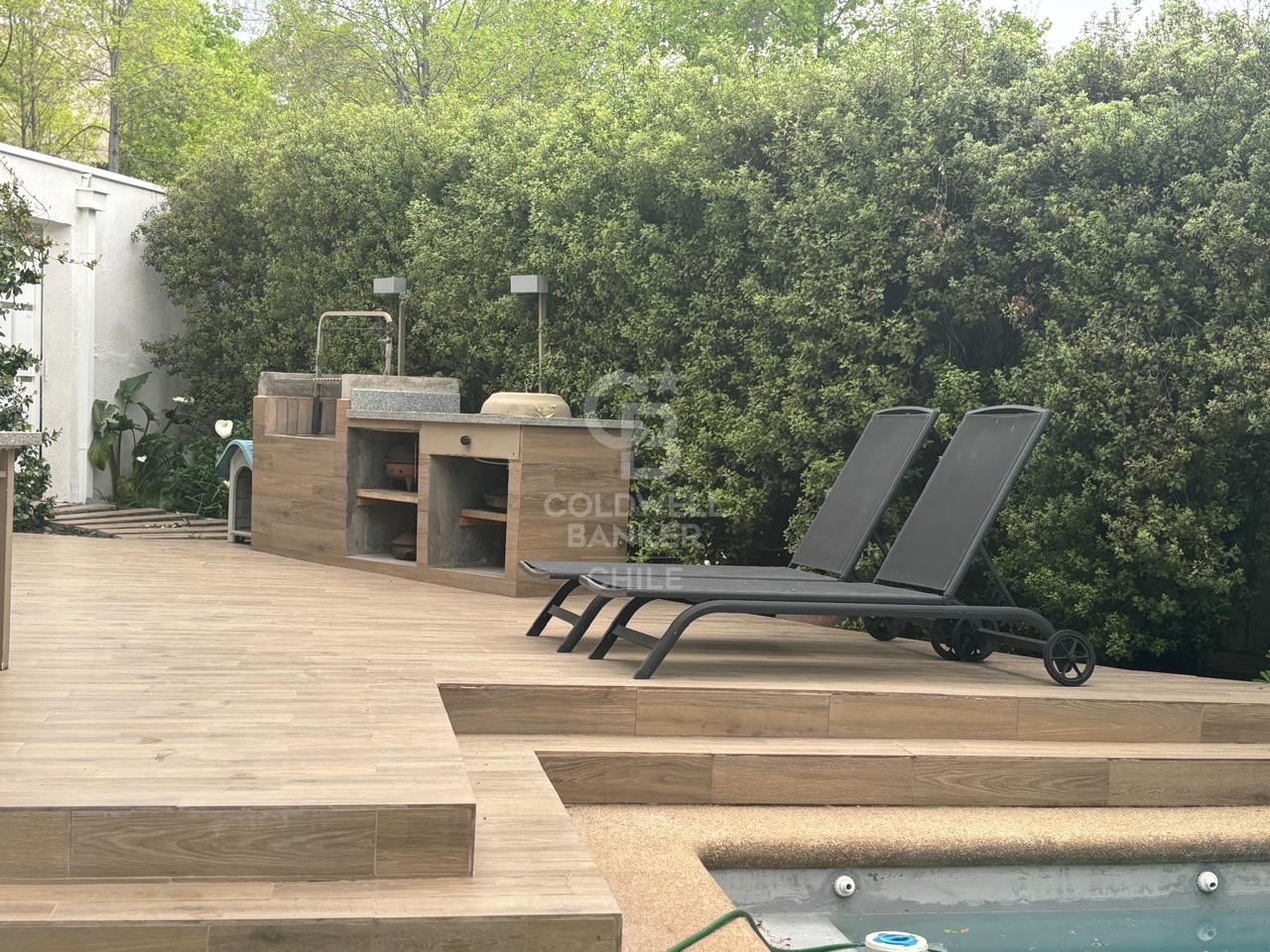 Vitacura, Chile, 5 Bedrooms Bedrooms, ,5 BathroomsBathrooms,Residential,For Sale,1760726
