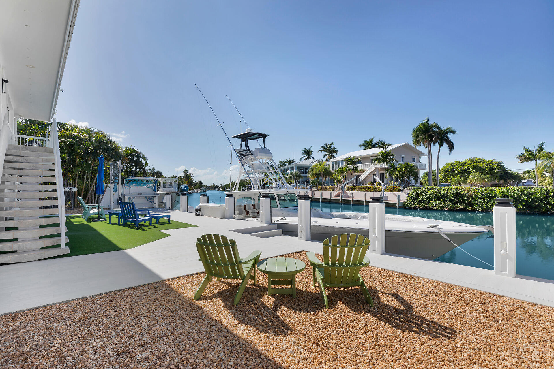 Duck, Florida, 33050, United States, 3 Bedrooms Bedrooms, ,3 BathroomsBathrooms,Residential,For Sale,1998435