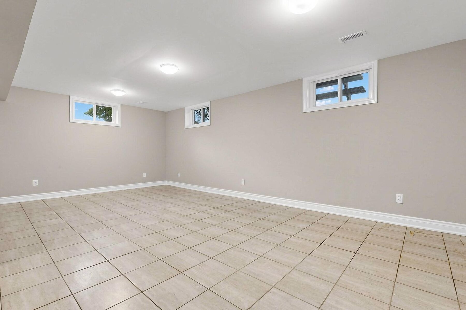  Innisfil, Central Ontario - 物件實景