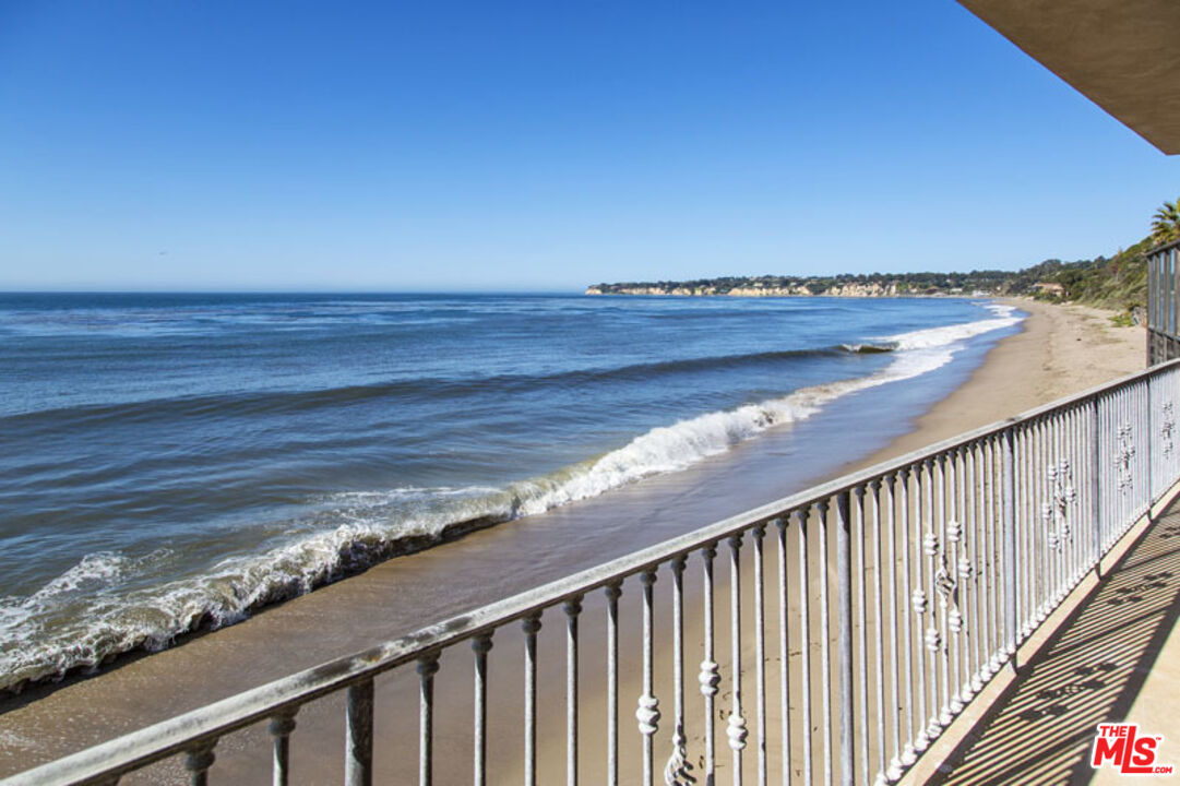 Malibu, California, 90265, United States, 5 Bedrooms Bedrooms, ,6 BathroomsBathrooms,Residential,For Sale,1895522