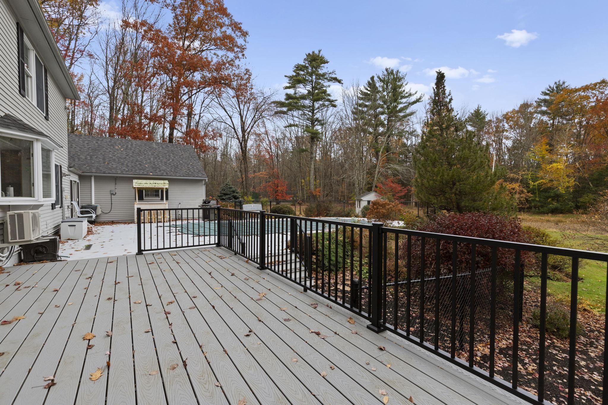 Rochester, New Hampshire, 03867, United States, 4 Bedrooms Bedrooms, ,1 BathroomBathrooms,Residential,For Sale,1985747