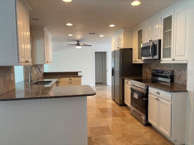 Treasure Island, Florida, 33706, United States, 4 Bedrooms Bedrooms, ,3 BathroomsBathrooms,Residential,For Sale,1824070