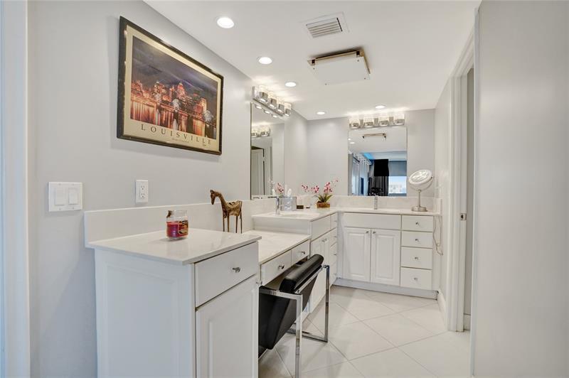 Hillsboro Beach, Florida, 33062, United States, 2 Bedrooms Bedrooms, ,2 BathroomsBathrooms,Residential,For Sale,1991245