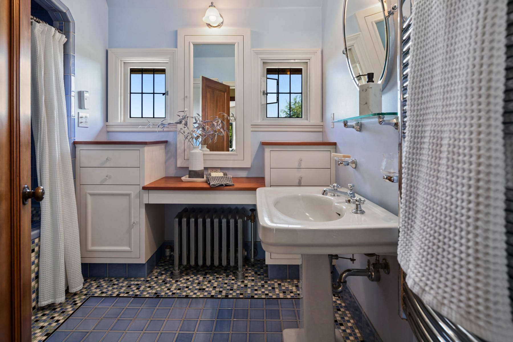  5570 SW MENEFEE DR Portland, OR 97239 - 物件實景