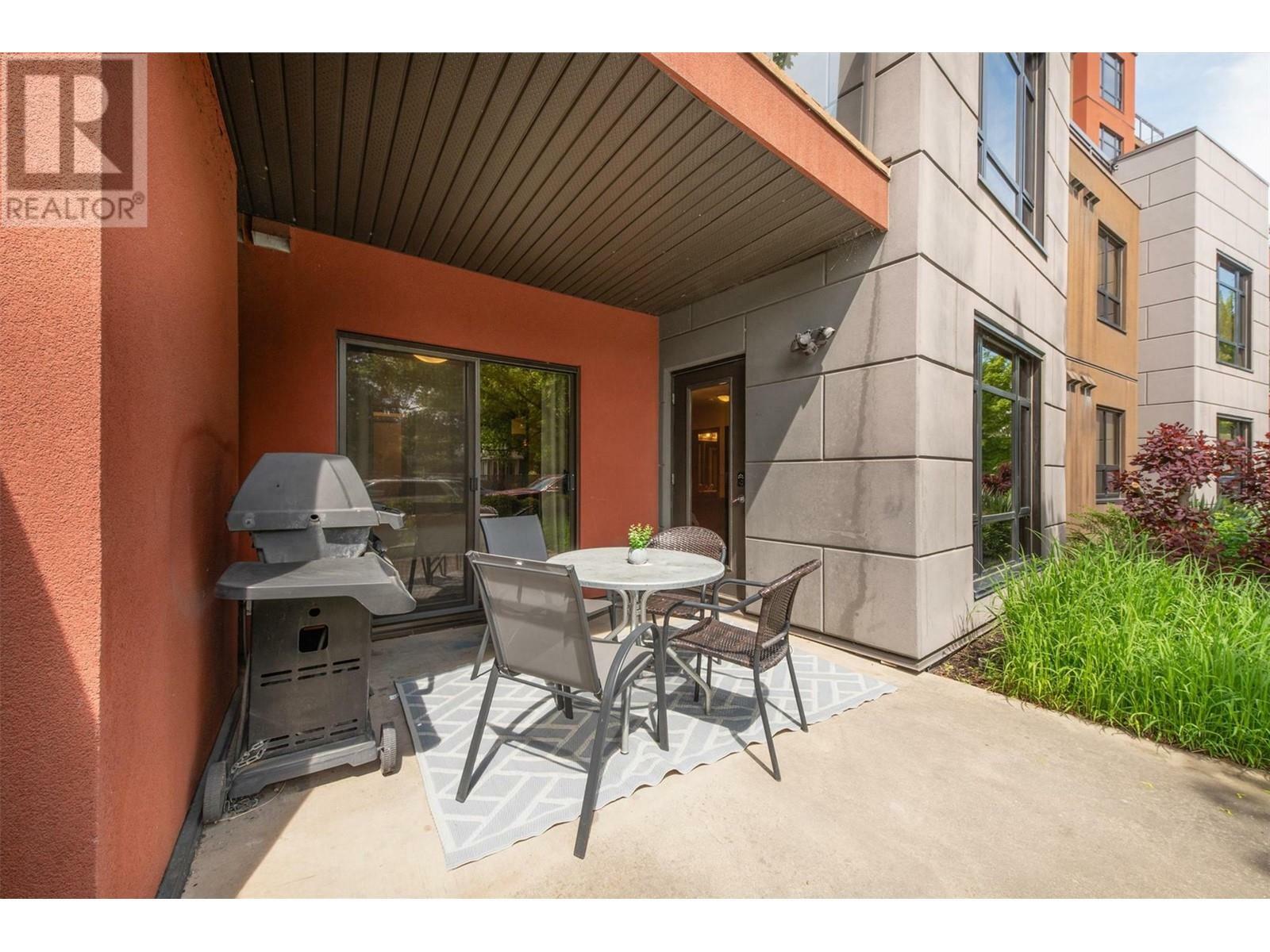 KELOWNA, British Columbia, V1Y 1G6, CA, 2 Bedrooms Bedrooms, ,2 BathroomsBathrooms,Residential,For Sale,1961350