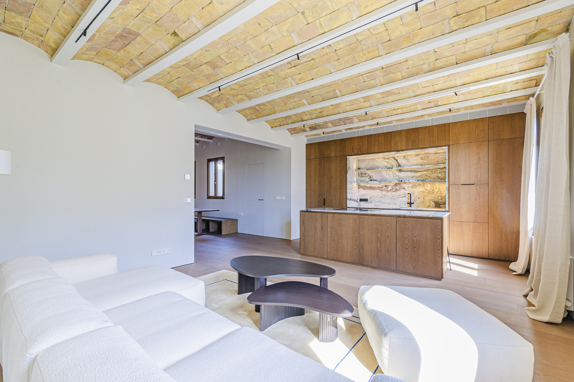 Fantastic brand new refurbished apartment in the Dreta de l