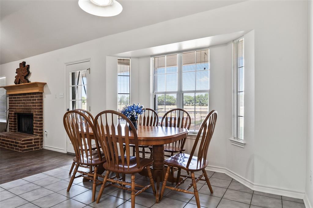 Gunter, Texas, 75058, United States, 4 Bedrooms Bedrooms, ,3 BathroomsBathrooms,Residential,For Sale,1914134
