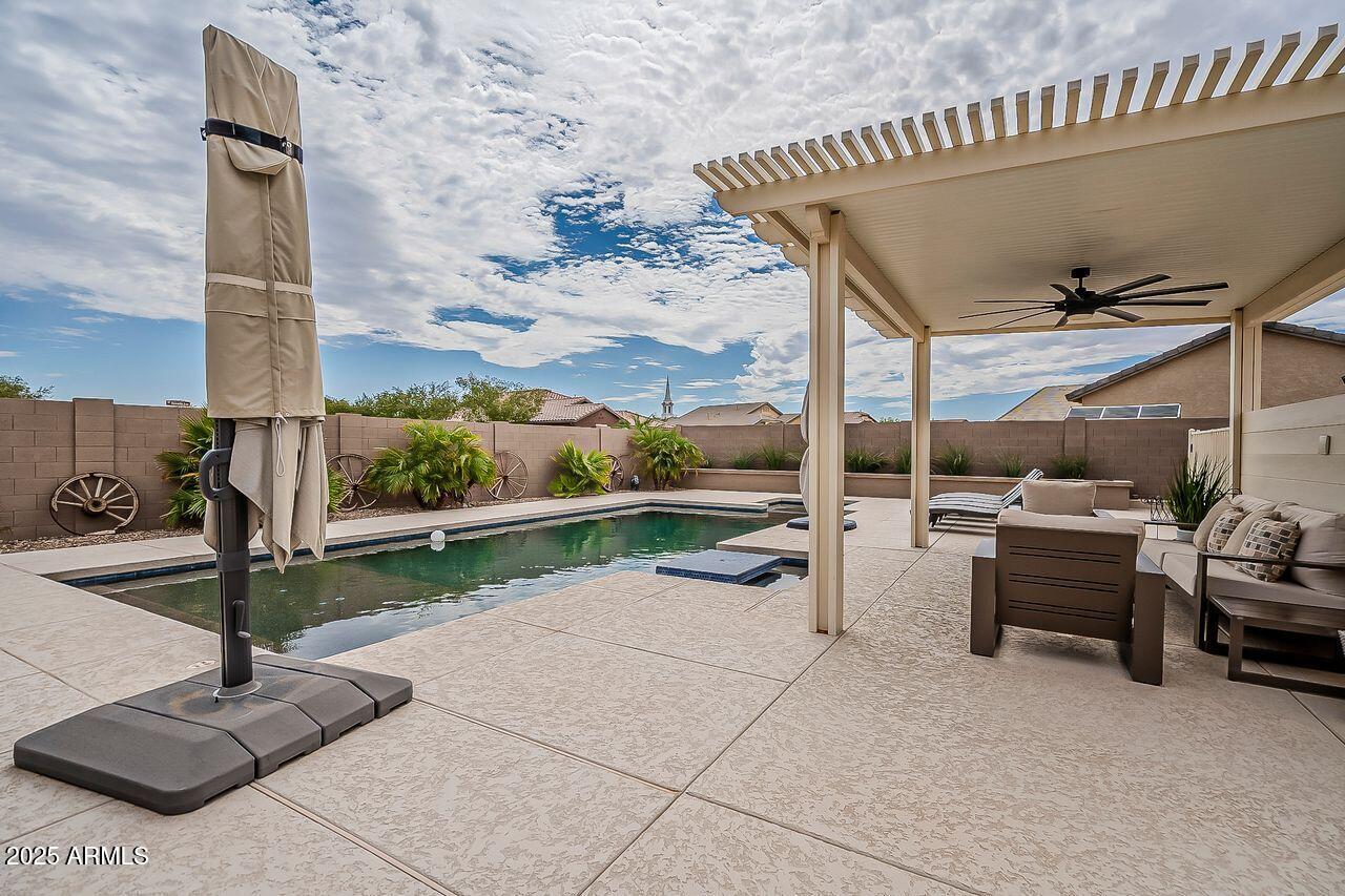 Maricopa, Arizona, 85138, United States, 3 Bedrooms Bedrooms, ,Residential,For Sale,1940206