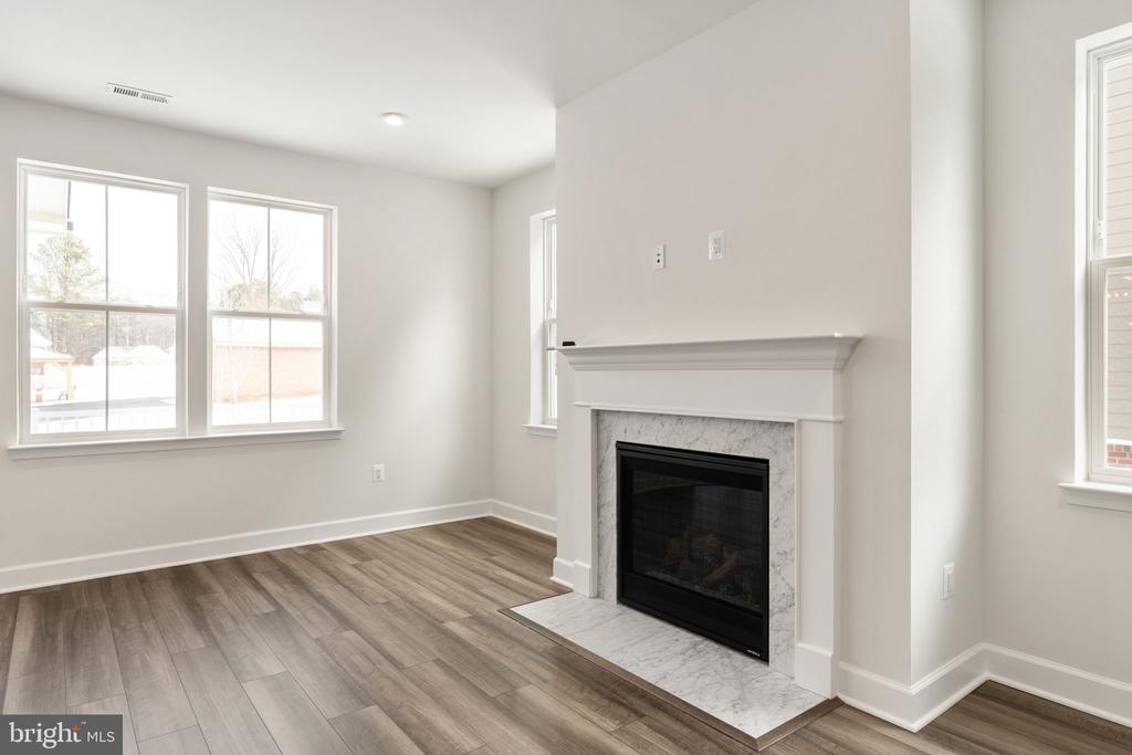 Glen Allen, Virginia, 23060, United States, 4 Bedrooms Bedrooms, ,3 BathroomsBathrooms,Residential,For Sale,2016040
