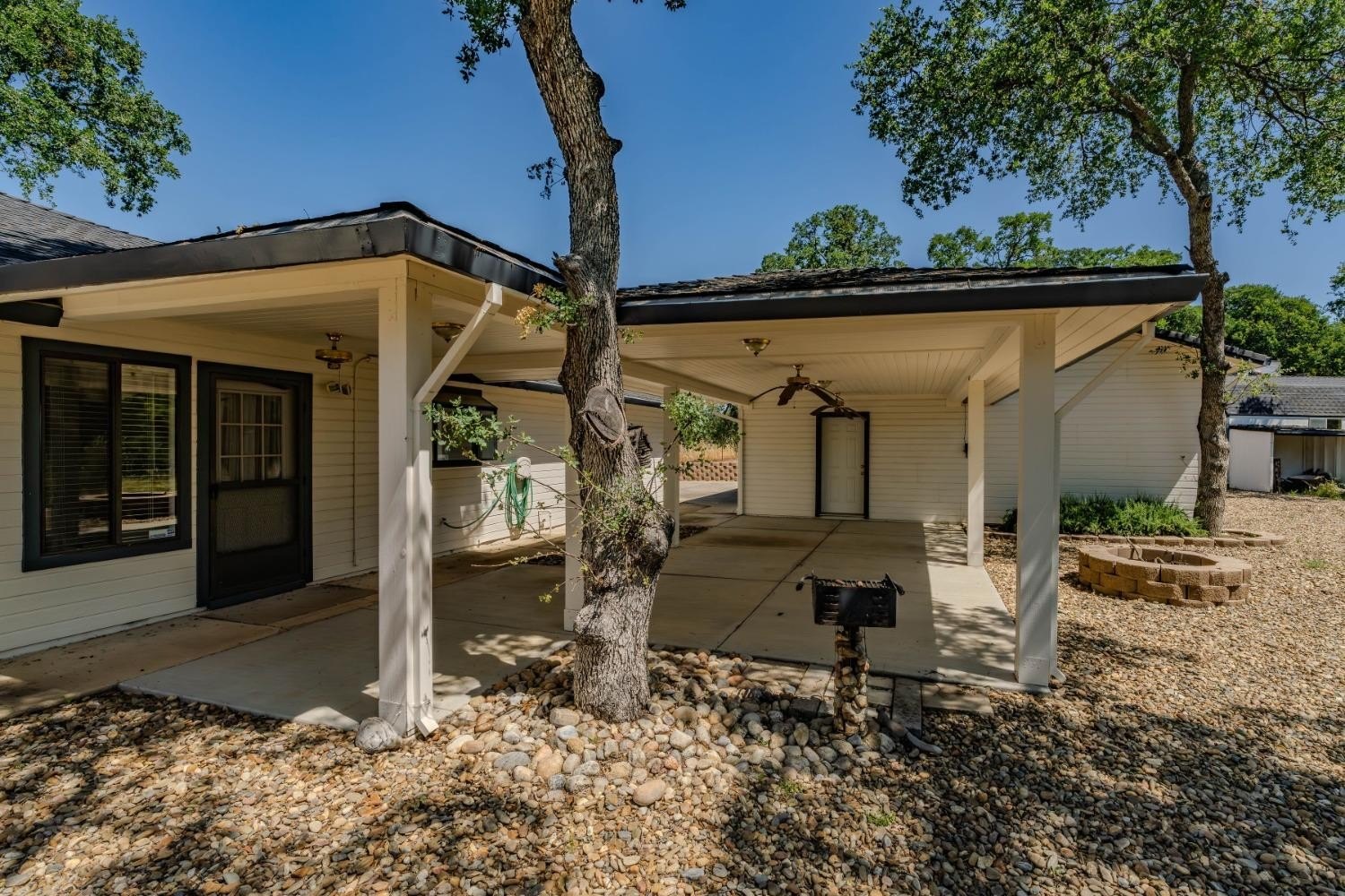 Valley Springs, California, 95252, United States, 3 Bedrooms Bedrooms, ,2 BathroomsBathrooms,Residential,For Sale,1944920
